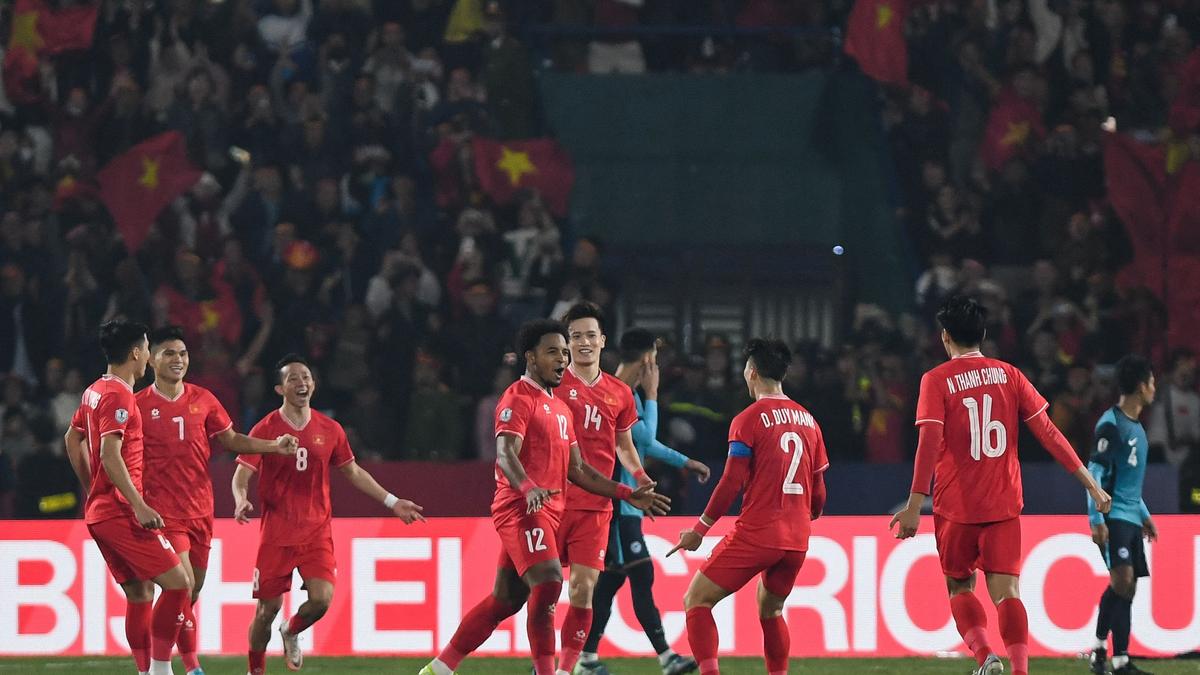 AFF Cup 2024: Vietnam rides on Rafaelson’s brace to beat Singapore, enters ASEAN Championship final