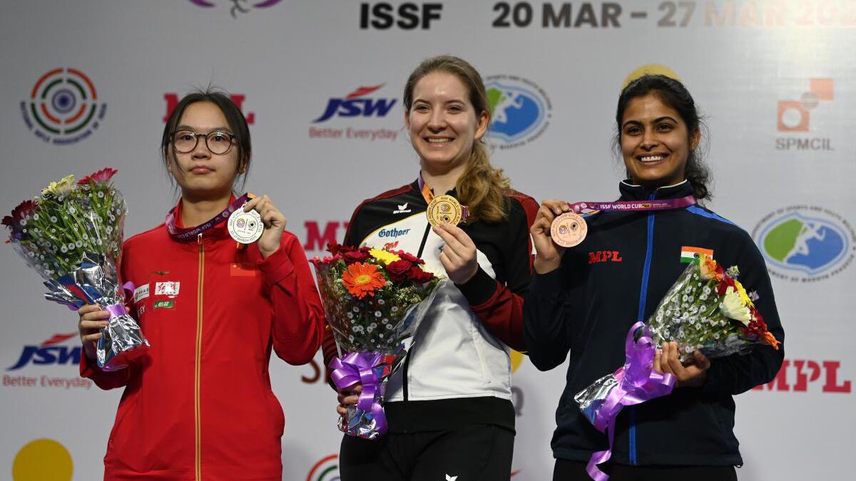 Manu Bhaker returns to winning ways, guns down World Cup bronze after ...