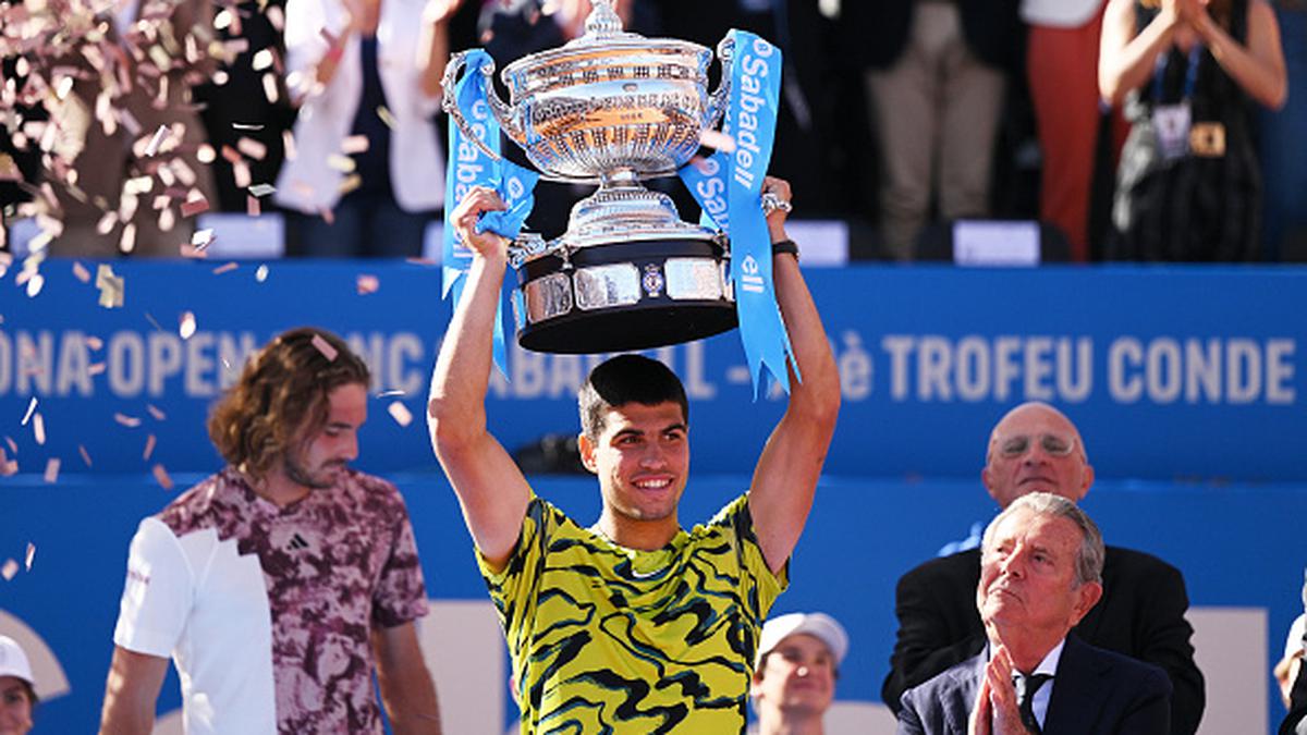 Alcaraz beats Tsitsipas, wins second straight Barcelona Open title