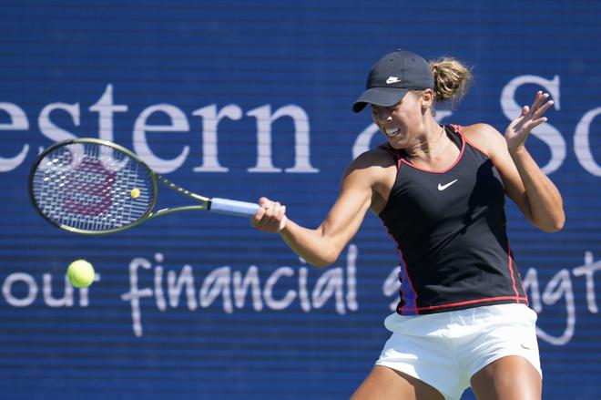 Madison Keys will face Petra Kvitova in the semifinals.