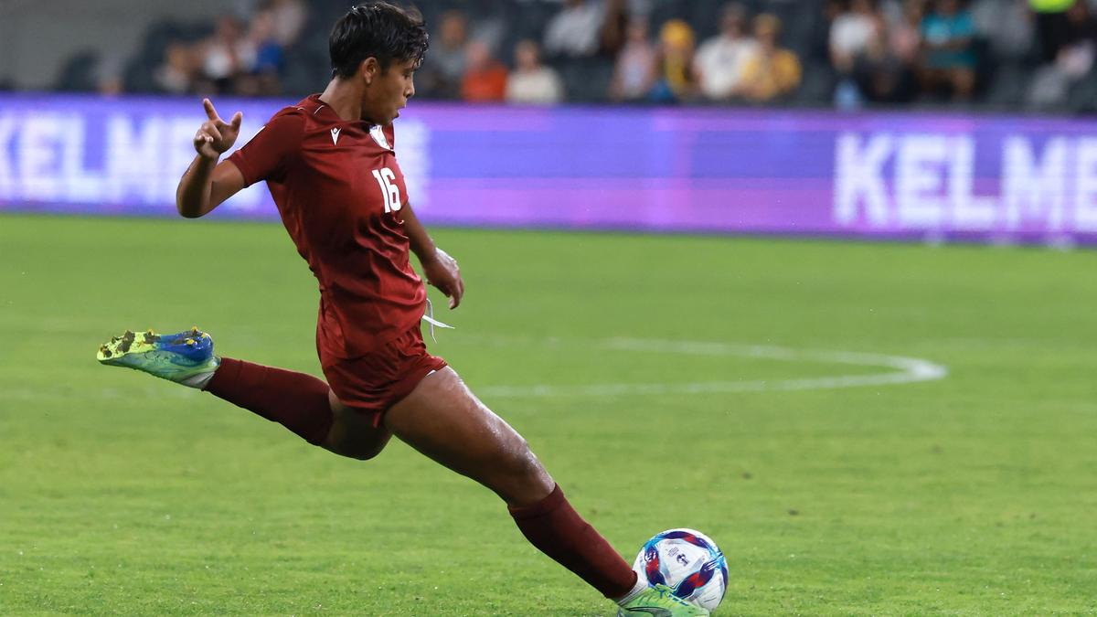 ASSISTIR: Manisha Kalyan marca para a Índia em jogo imperdível na Copa da Ásia Feminina de 2026