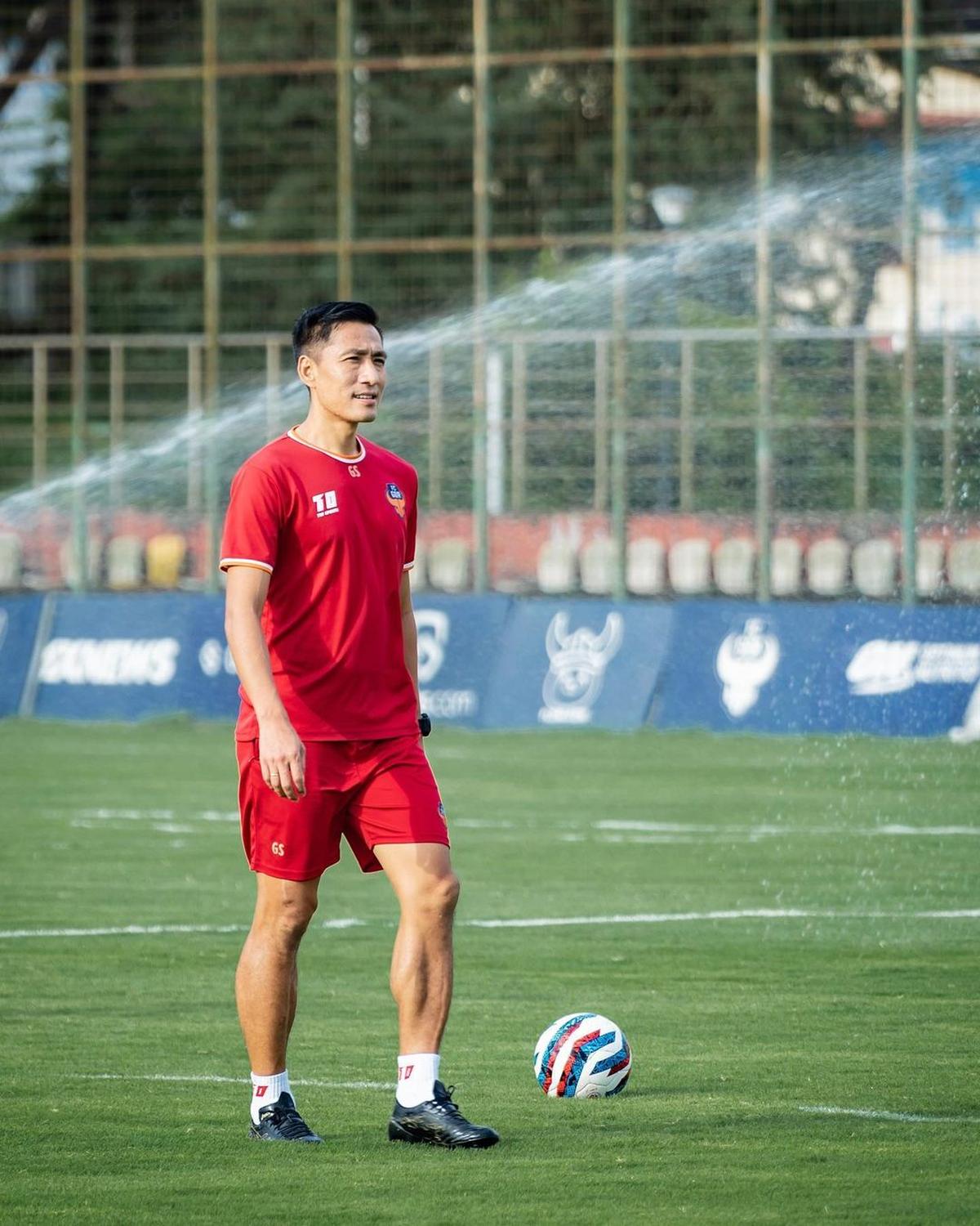 Gouramangi Singh, another former National team veteran, has continued to grow his resume, now serving as the assistant coach of FC Goa.