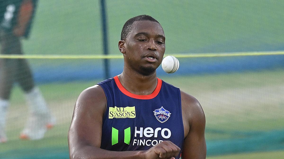 SRH vs DC Live Score, IPL 2026: Toss at 7 PM IST; Sunrisers Hyderabad takes on Delhi Capitals; Squads