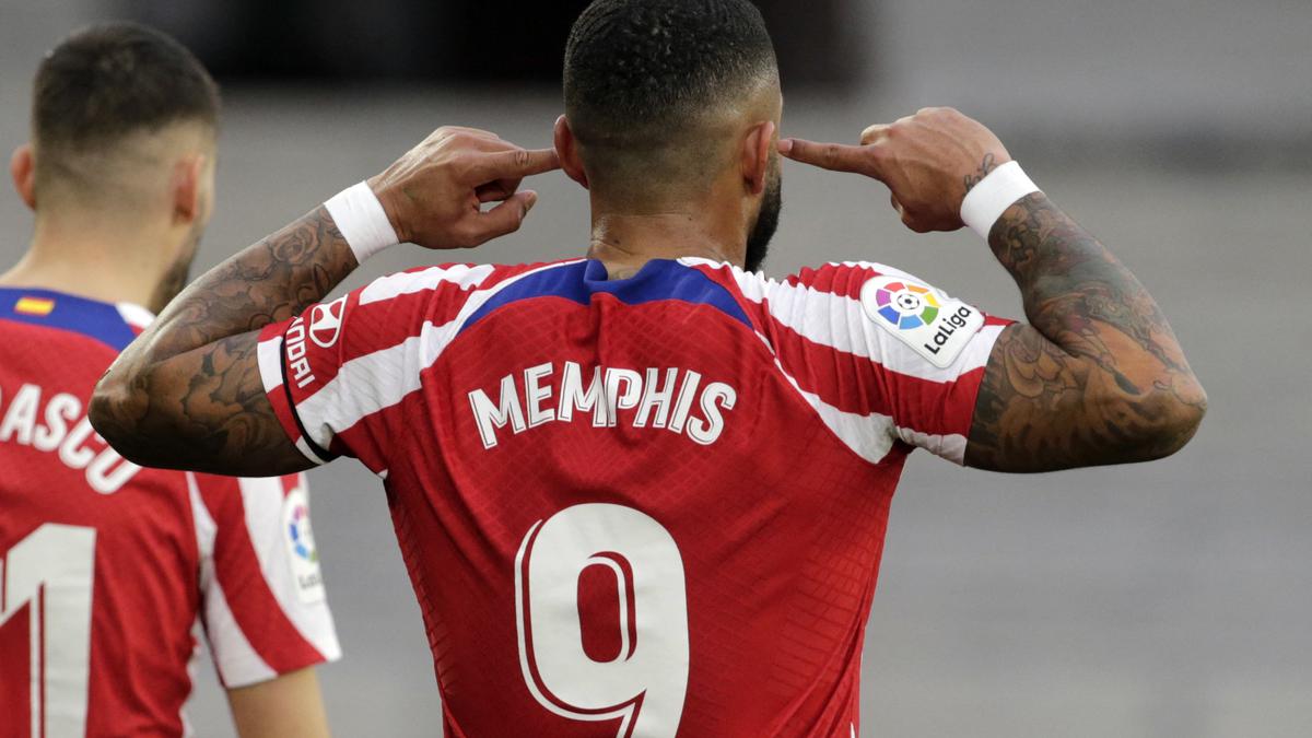 Memphis Depay deletes all record of Manchester United on his