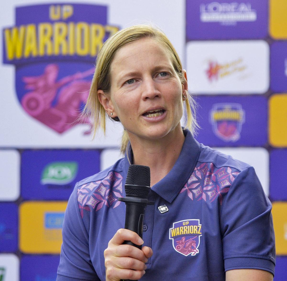 Depois de levar o Delhi Capitals a três finais consecutivas da WPL e não ser contratada pela equipe, Meg Lanning foi contratada pelo UP Warriorz e nomeada capitã para esta temporada.