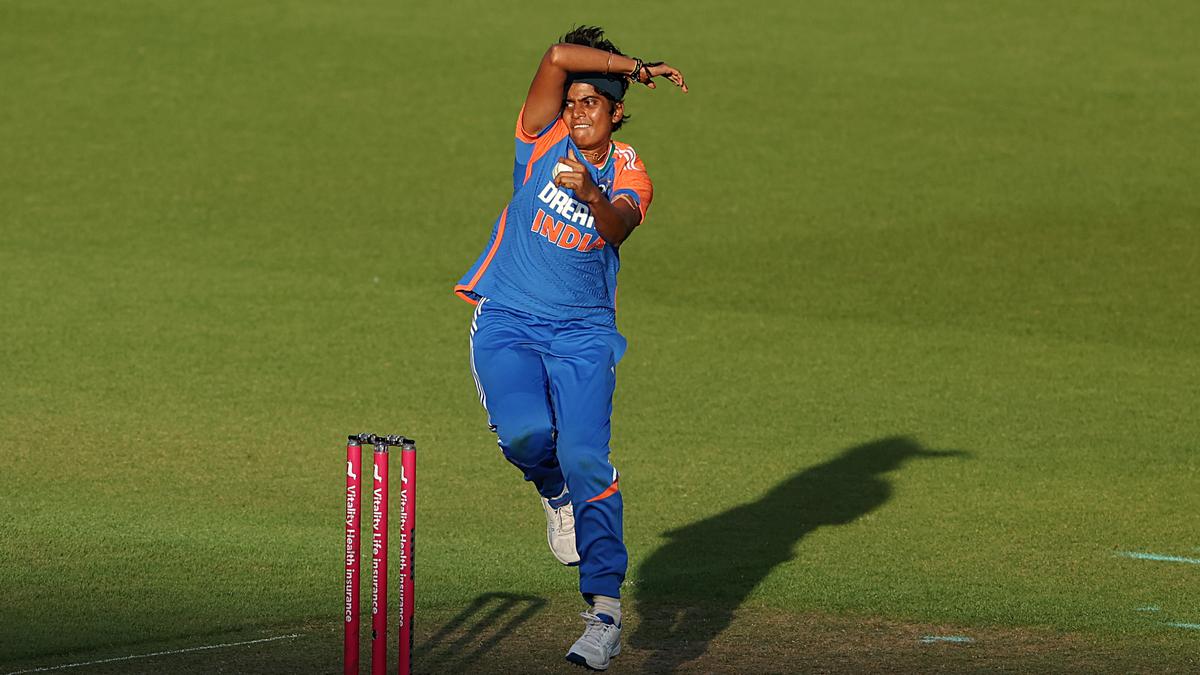 ENG-W vs IND-W: Youngsters have taken up responsibility in seniors’ absence, says India bowling coach Salvi