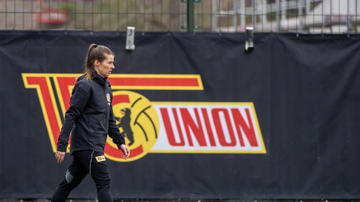Marie-Louise Eta de l’Union Berlin est consciente de sa position particulière en Bundesliga mais souhaite se concentrer sur le football