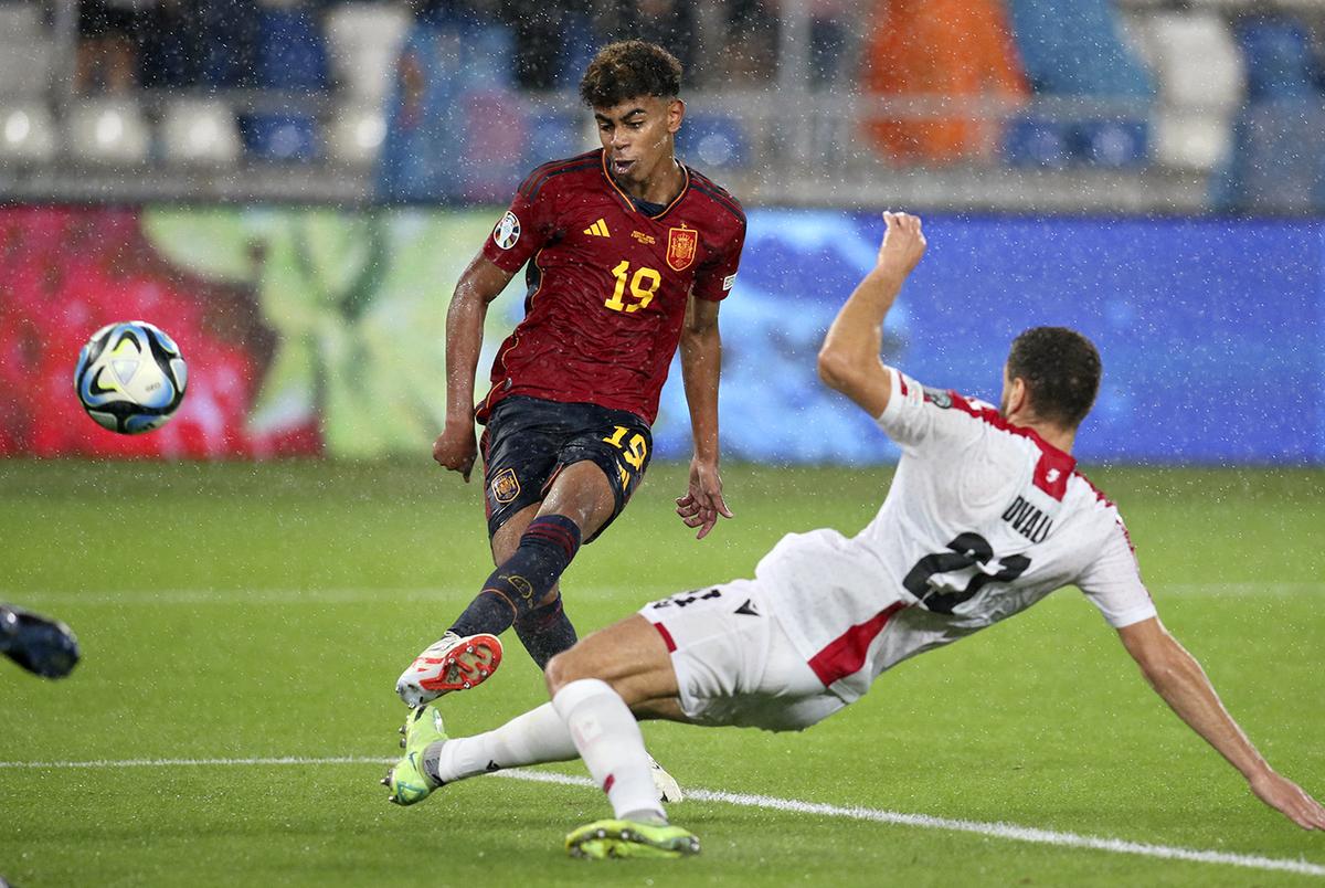 FILE PHOTO: Spain’s Lamine Yamal shoots at goal during the Euro 2024 qualifier against Georgia.