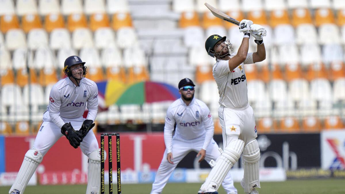 PAK vs ENG, 1st Test Day 2 LIVE score: Salman Agha steers Pakistan past 500