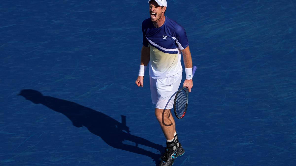 Andy Murray edges familiar foe Stanislas Wawrinka in Cincinnati