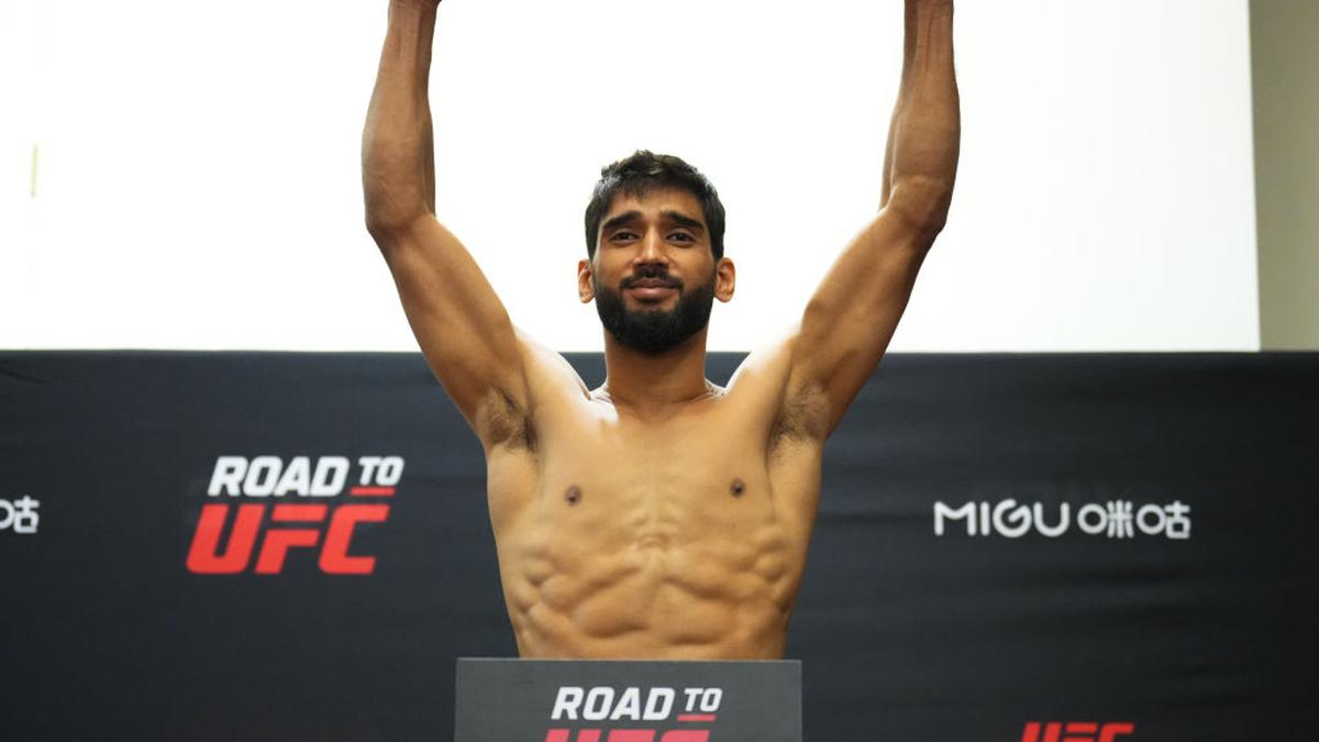 UFC fight night 218, HIGHLIGHTS: Spivac beats Lewis in heavyweight bout; Anshul Jubli bags contract