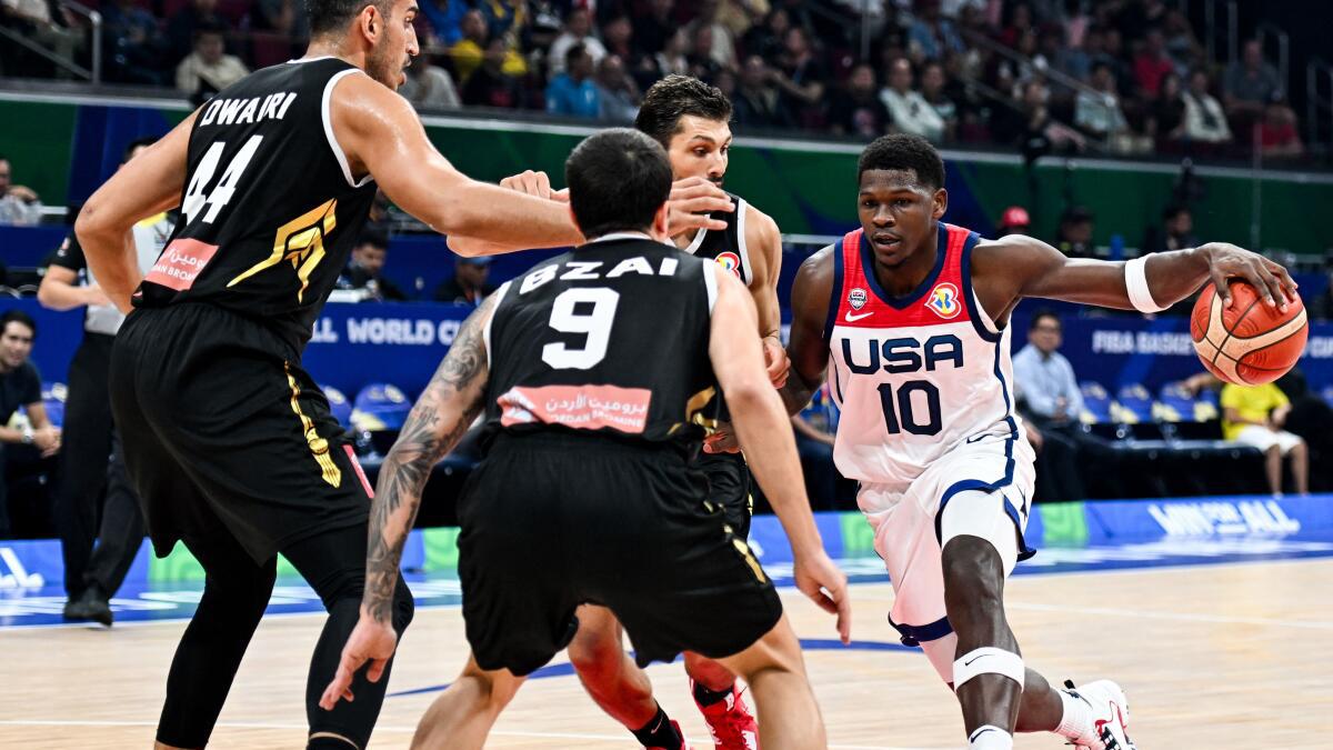 U.S. working together at Basketball World Cup, says Anthony Edwards