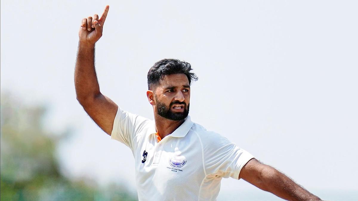 IPL 2026 — Who is Auqib Nabi, J&K fast bowler making his debut for DC vs CSK today?