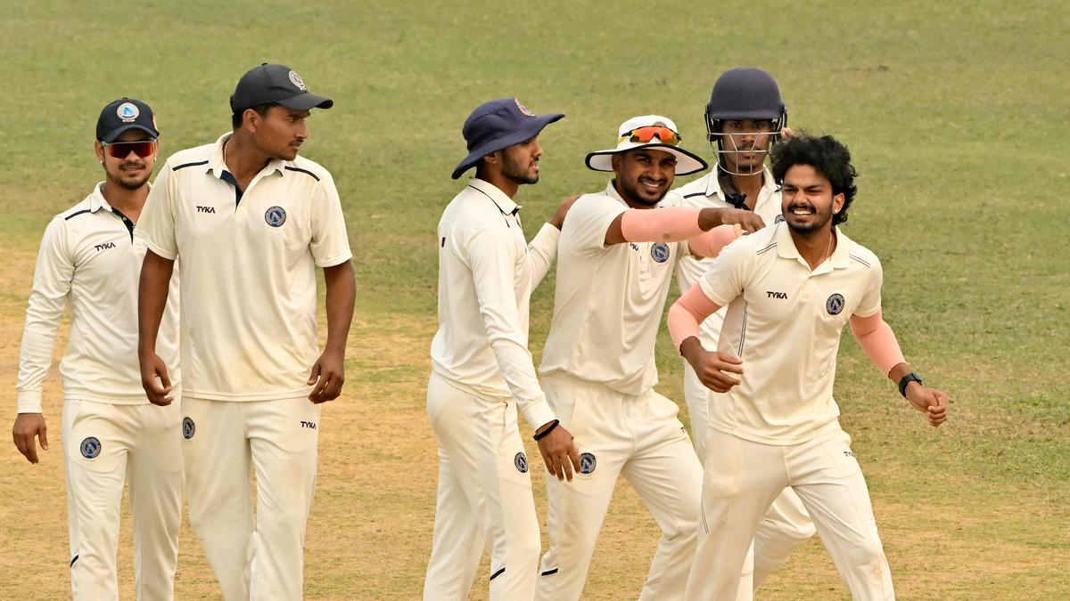 Ranji Trophy 2024-25: Jharkhand hands Tamil Nadu its first loss of the season