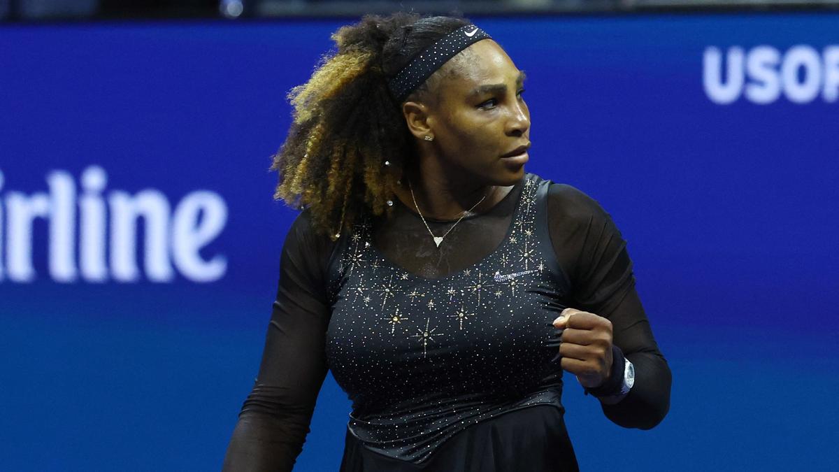 Serena Williams into US Open third round