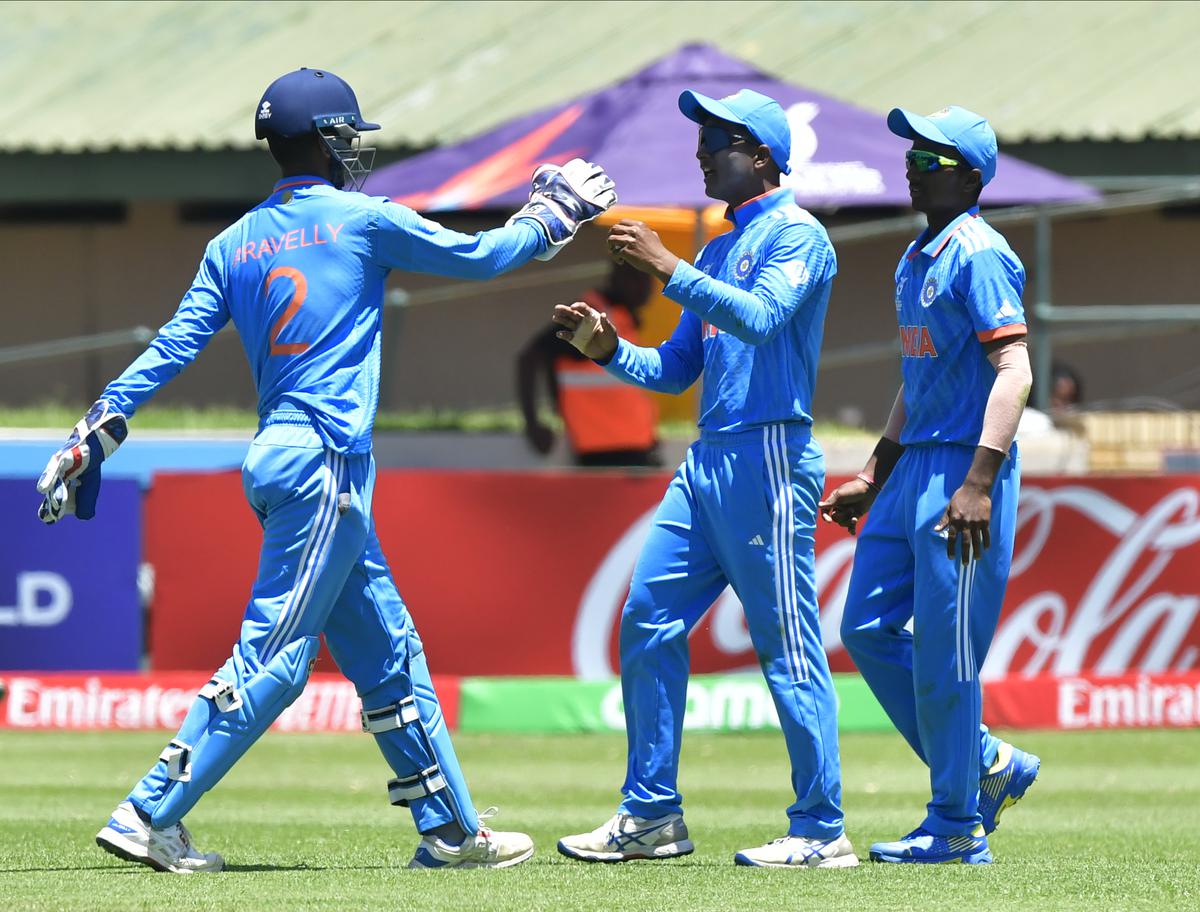 Wicketkeeper Aravelly Avanish with his teammates during the U19 World Cup. 