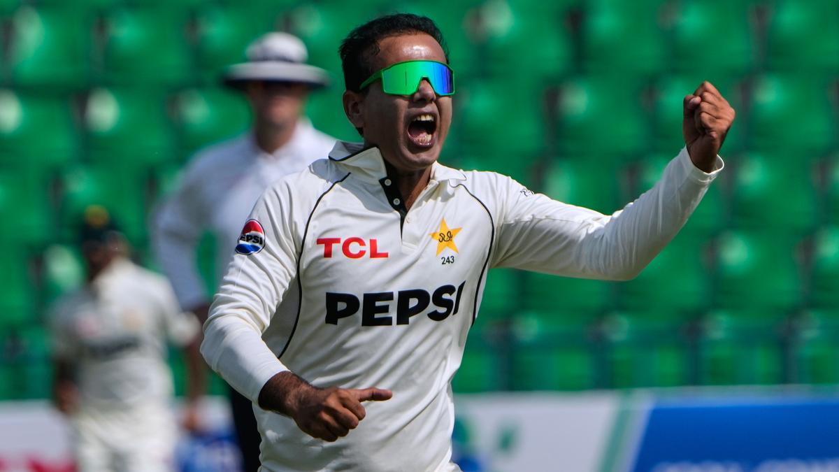PAK vs SA, 2nd Test: Pakistan mulls third spinner as it looks for South Africa sweep