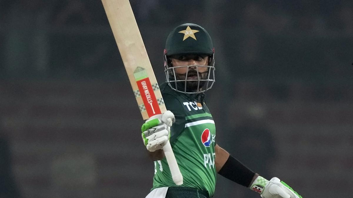 
पाकिस्तान के कप्तान बाबर आजम बने Player of The Year 2022 Pakistan captain Babar Azam became Player of the Year 2022
