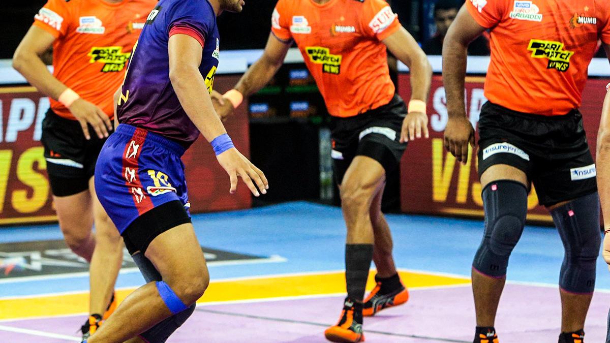 Pro Kabaddi 2022 Highlights: Naveen Kumar’s Super 10 helps Dabang Delhi beat U Mumba 41-27