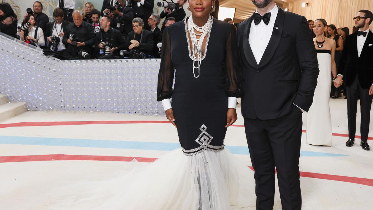 Serena Williams announces pregnancy at Met Gala 2023