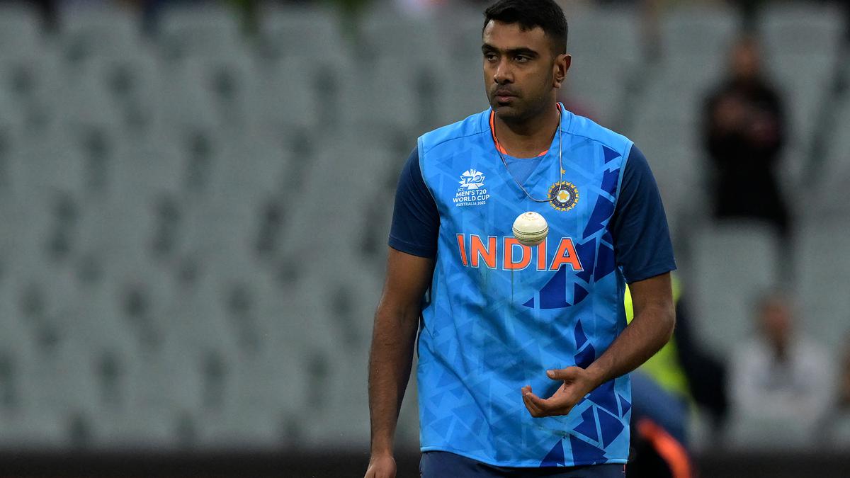 We can give them space guys: Ashwin asks fans to be patient with Rohit, Kohli