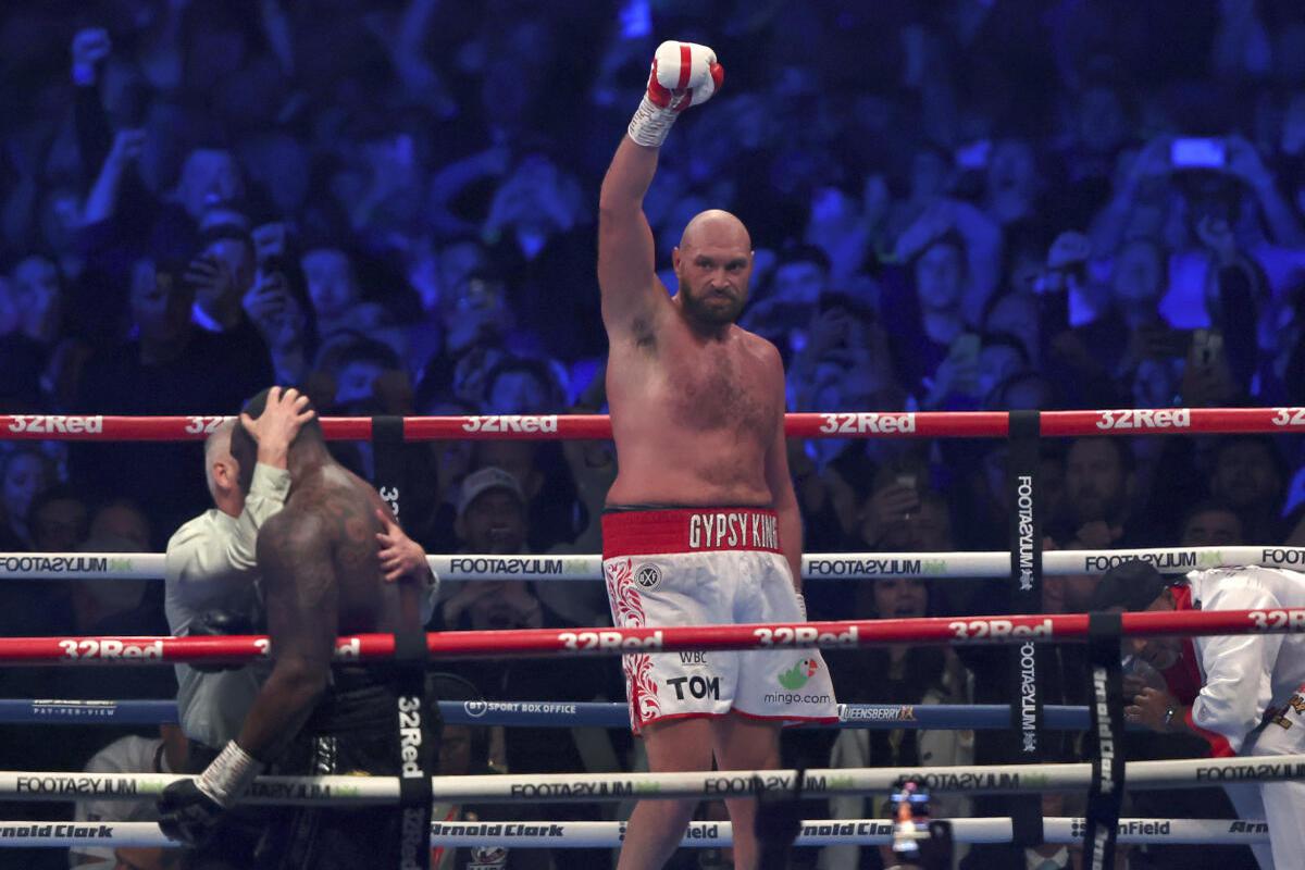 Heavyweight unification fight with Fury is off, says Usyk promoter