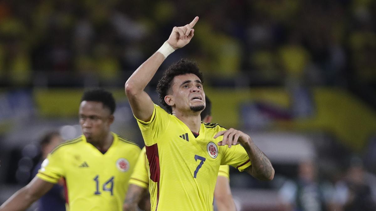 Brazil's football squad play poorly, lose to Colombia in