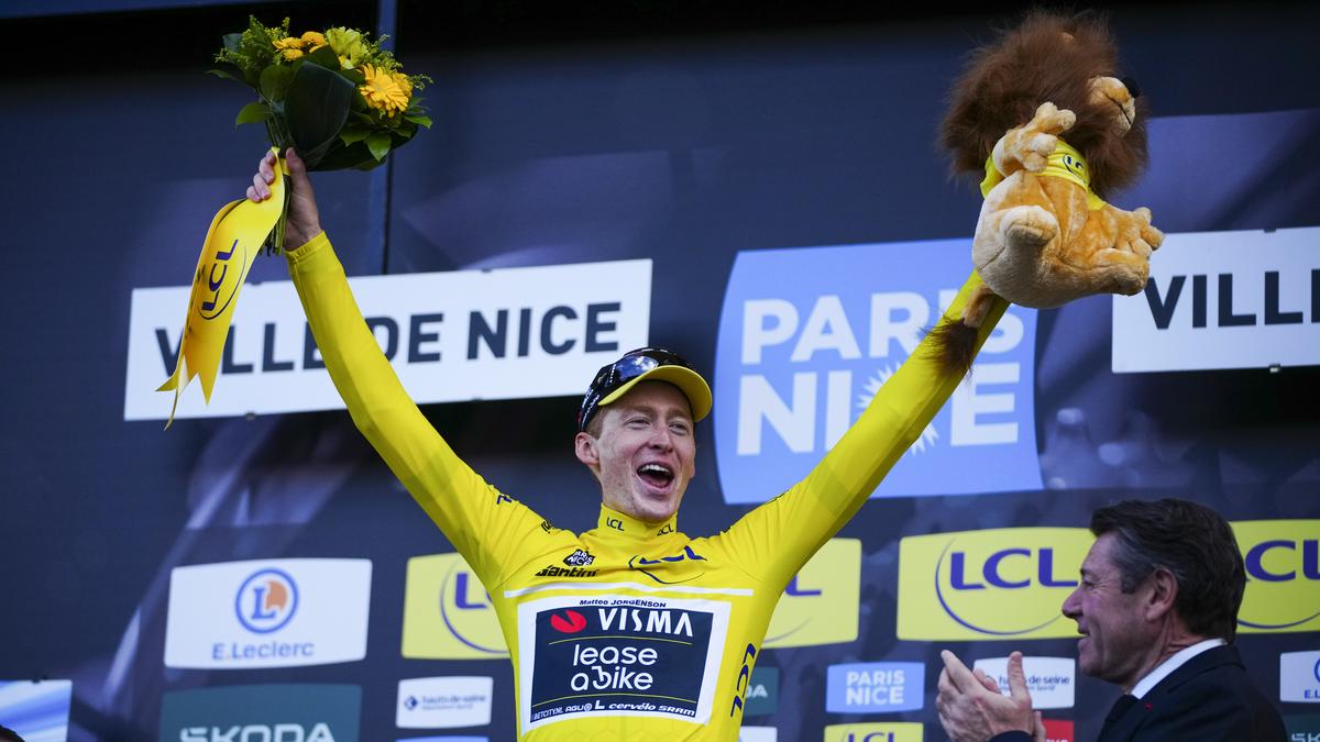 Cycling legend Chris Froome hospitalised after facing an accident