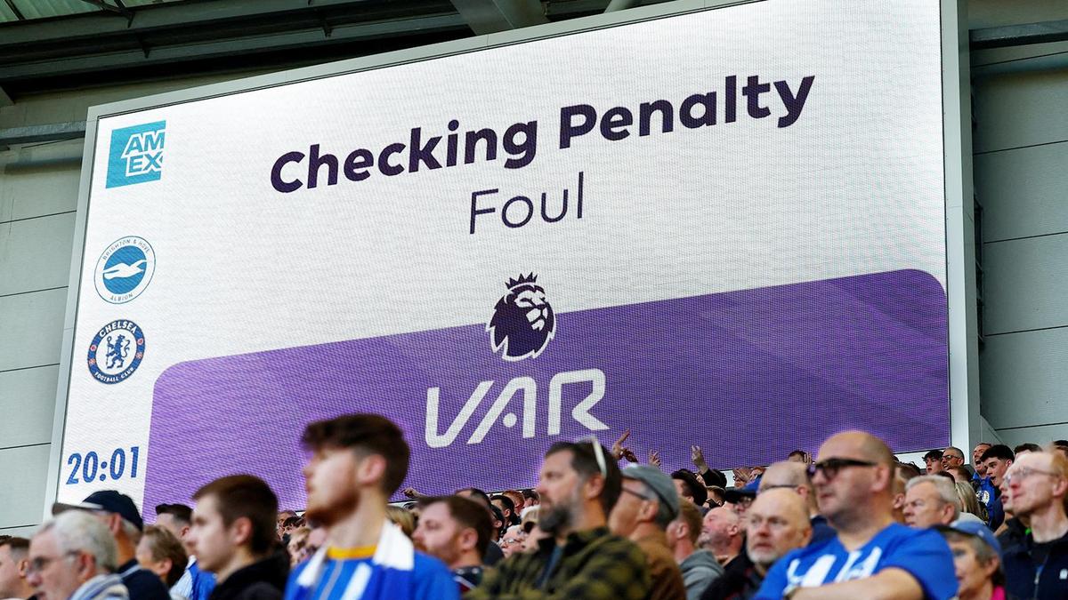 Quel club de Premier League a le plus profité des erreurs VAR ?