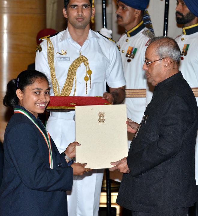 Dipa Karmakar receiving the Rajiv Gandhi Khel Ratna Award from erstwhile President Pranab Kukherjee in 2016.