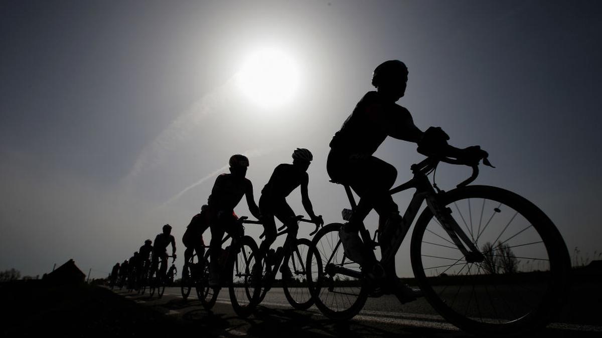 Russian, Belarusian cyclists allowed to return as neutrals