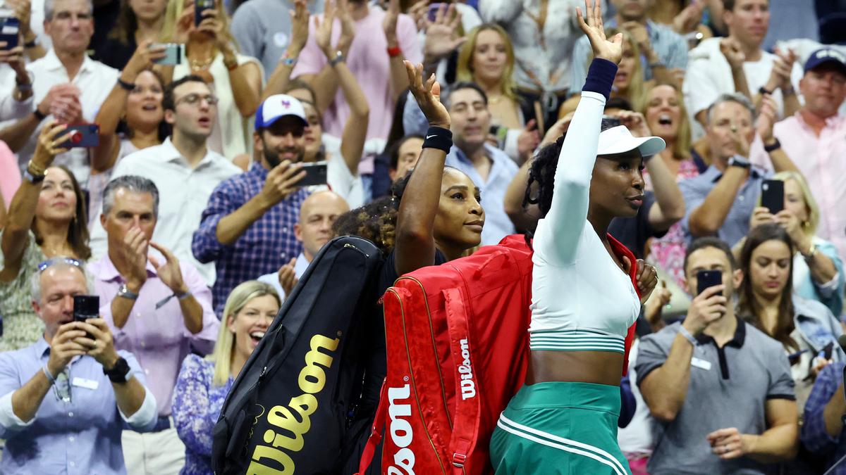 Serena, Venus Williams lose in 1st round of US Open doubles