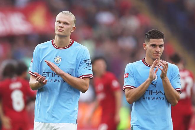 Erling Haaland and Julian Alvarez of Manchester City applaud the fans after Liverpool’s victory in The FA Community Shield between Manchester City and Liverpool FC at The King Power Stadium on July 30, 2022, in Leicester, England.