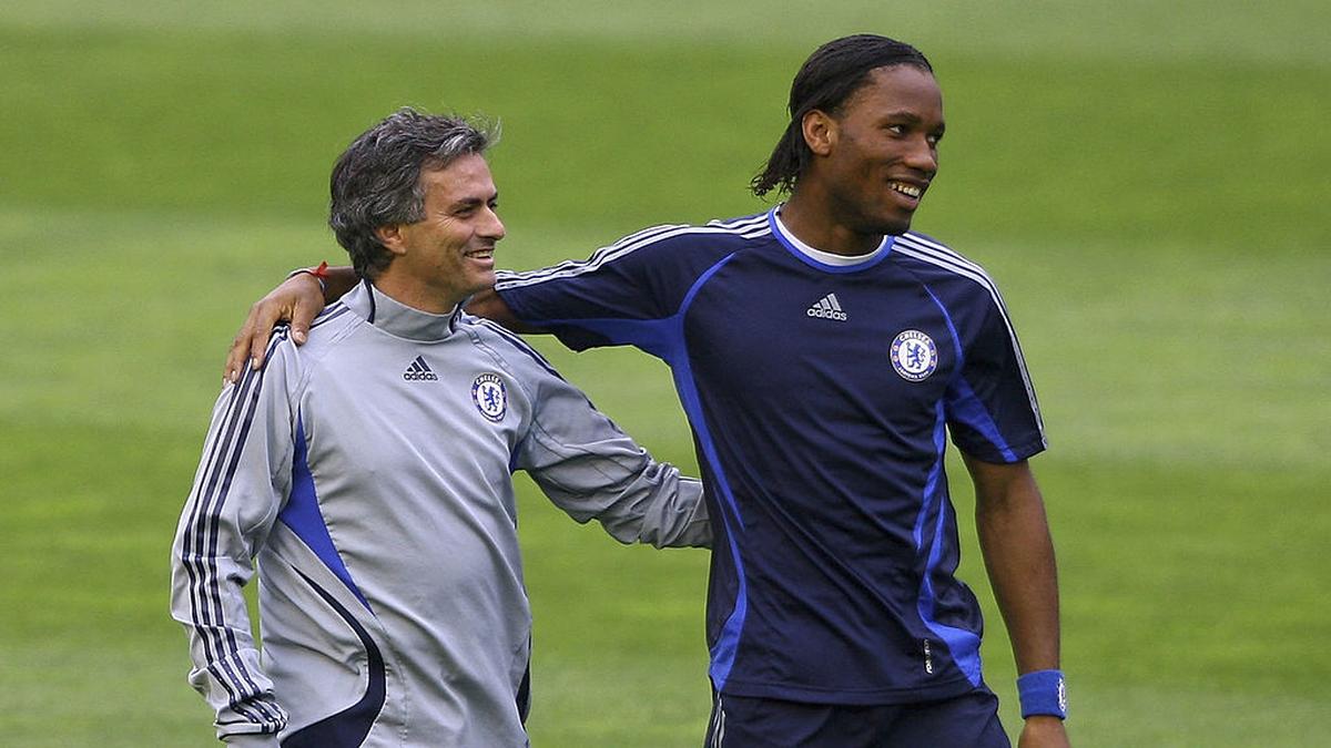 Chelsea legend Drogba defends Mourinho after allegations of racism from Galatasaray