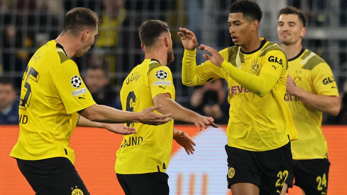 Champions League: Dortmund draws 1-1 with Sevilla to help Man City go through