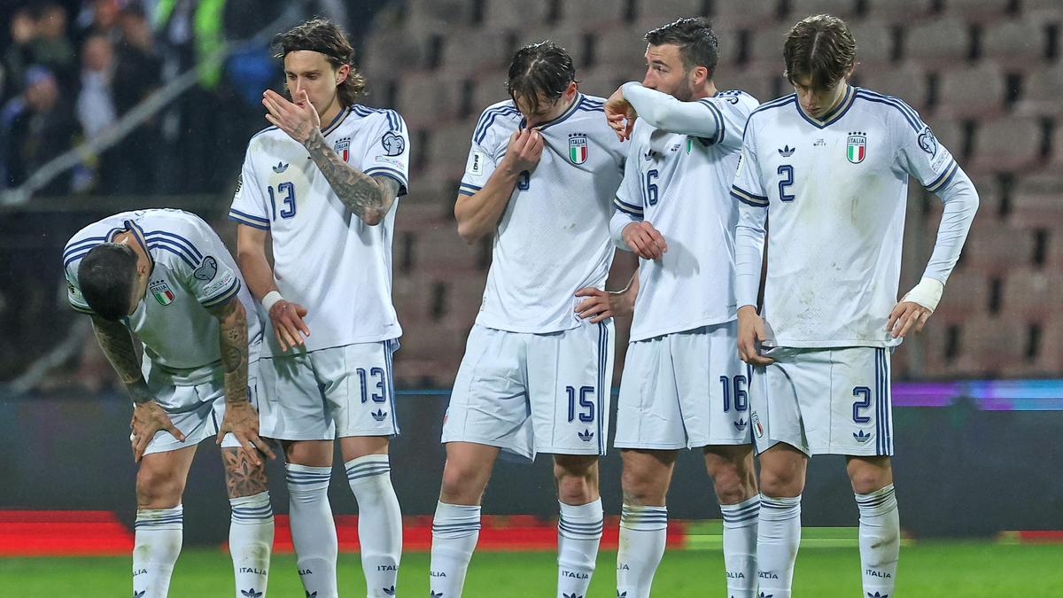 L’Italie a perdu la Coupe du Monde de la FIFA pour la troisième fois consécutive après avoir perdu en huitièmes de finale contre la Bosnie-Herzégovine.