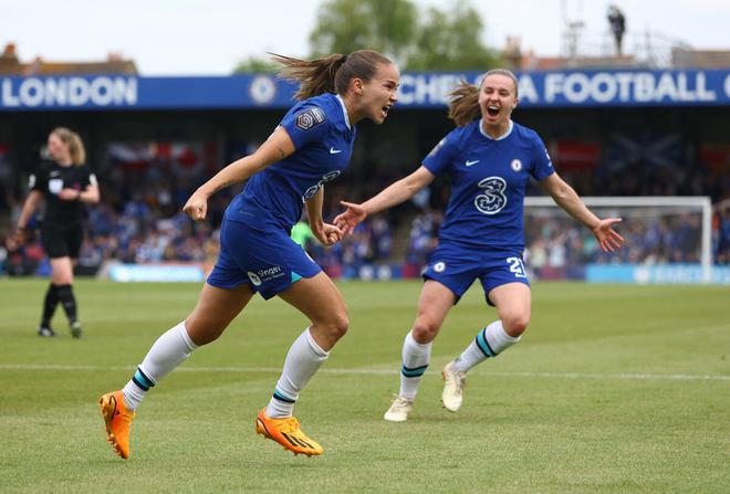 Chelsea‘s Guro Reiten celebrates scoring her side’s first goal of the game, 