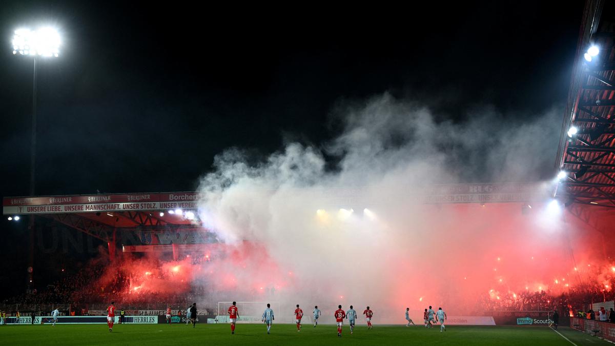 Bundesliga match between Mainz and Union Berlin postponed due to weather