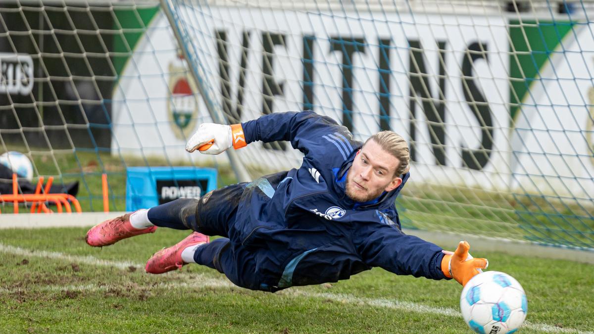 Former Liverpool goalkeeper Karius signs for Schalke - Football transfer news