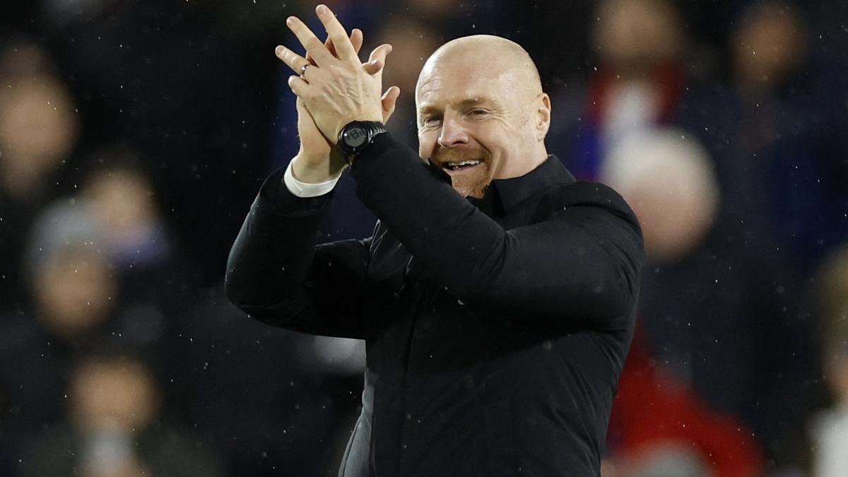 Dyche baffled by Everton’s lack of penalties