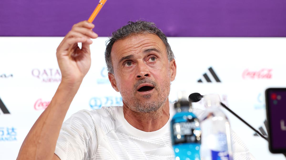 Spain coach Luis Enrique set players ‘homework’ of 1,000 penalties ahead of FIFA World Cup