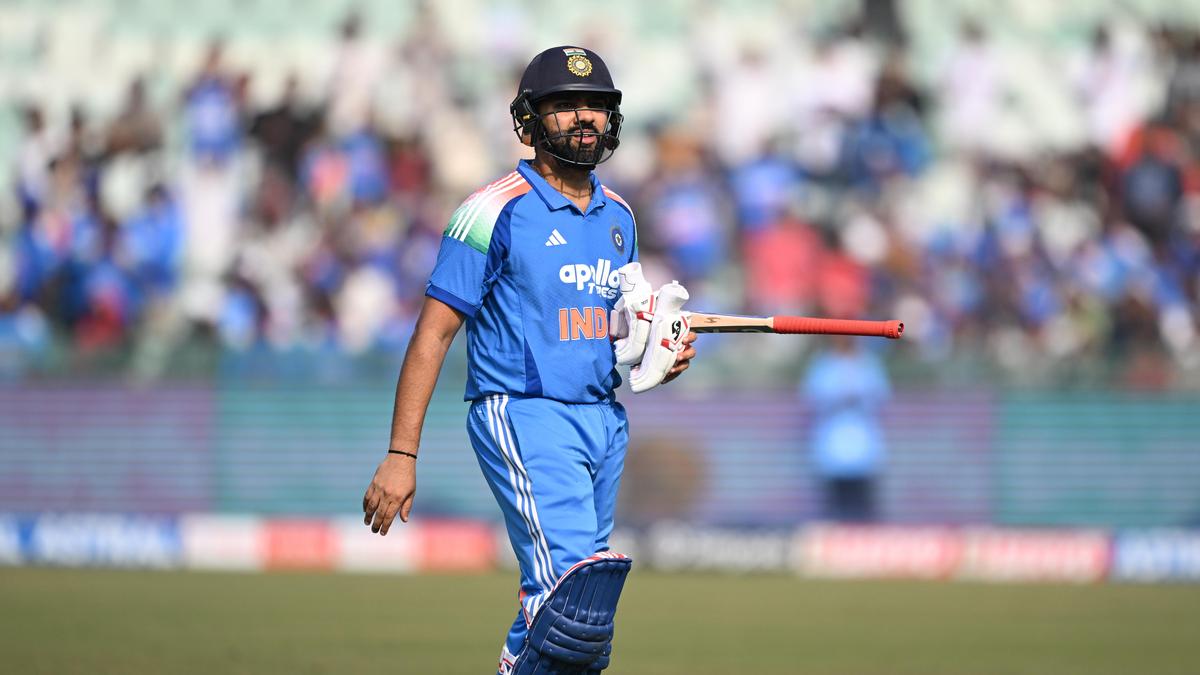 IND vs SA, 2nd ODI: Rohit Sharma falls early, scores just 14 runs