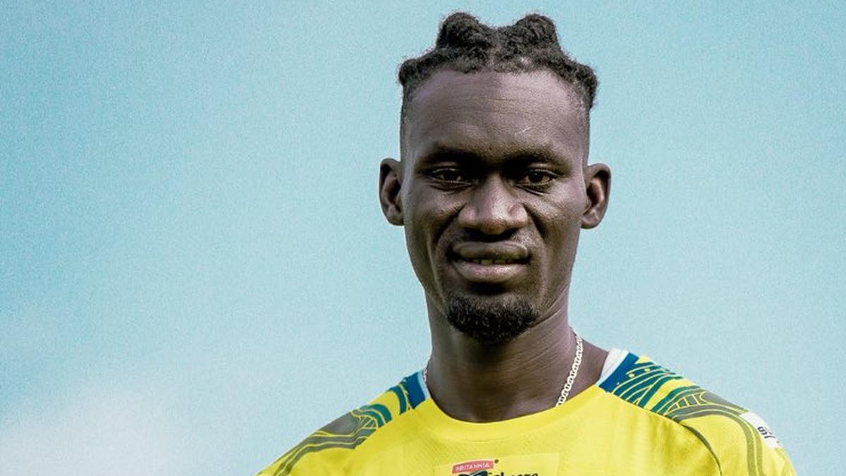 ISL 2025-26: Kerala Blasters se separa do zagueiro Bach e contrata o zagueiro Ndiaye
