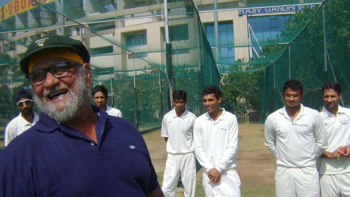 Bishen Singh Bedi changed Jammu & Kashmir’s cricketing mindset, says Parvez Rasool