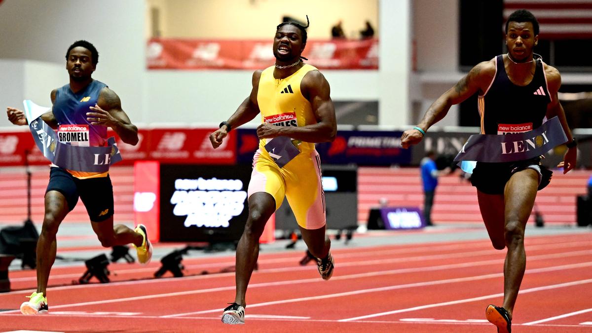 Olympic champion Lyles blasts to victory in Boston, accepts Tyreek Hill’s race challenge