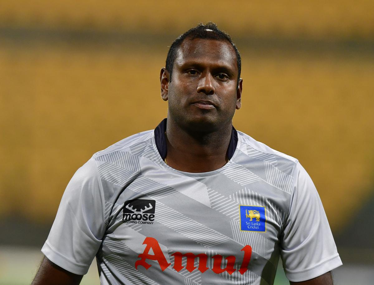 The ever reliable Jersey no.69 Angelo Mathews ends up with a 69