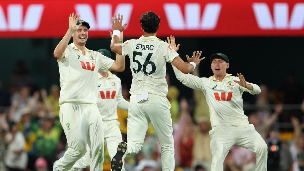 Ashes 2025-26: England staring down the barrel under Gabba lights as Australia dominates