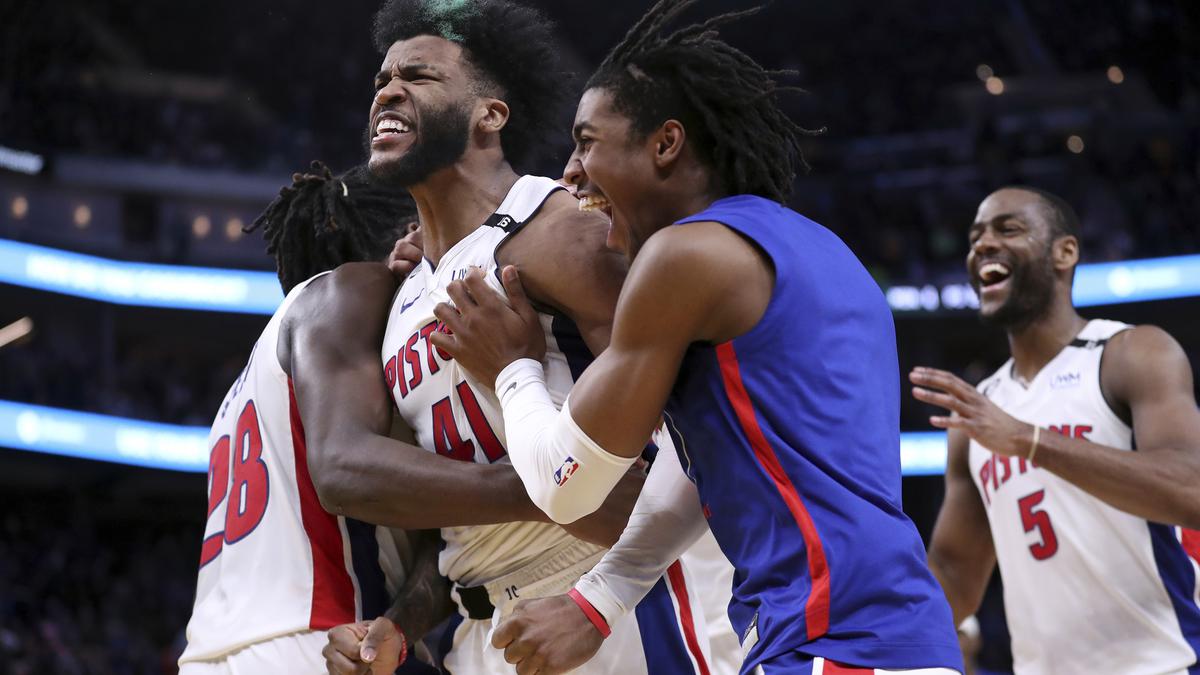 NBA roundup: Pistons shock Warriors with buzzer-beating trey