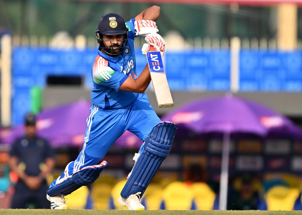 Rohit Sharma em ação durante o primeiro OD| contra a África do Sul. 