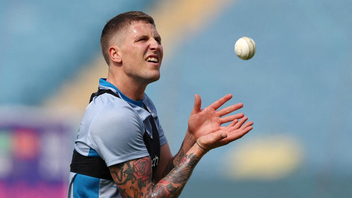 England bowler Carse to serve three-month ban over betting